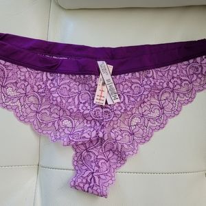 Bundle of XL panties